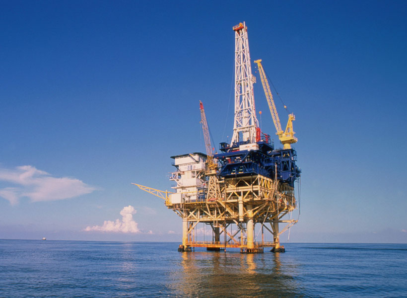 Offshore oil platform